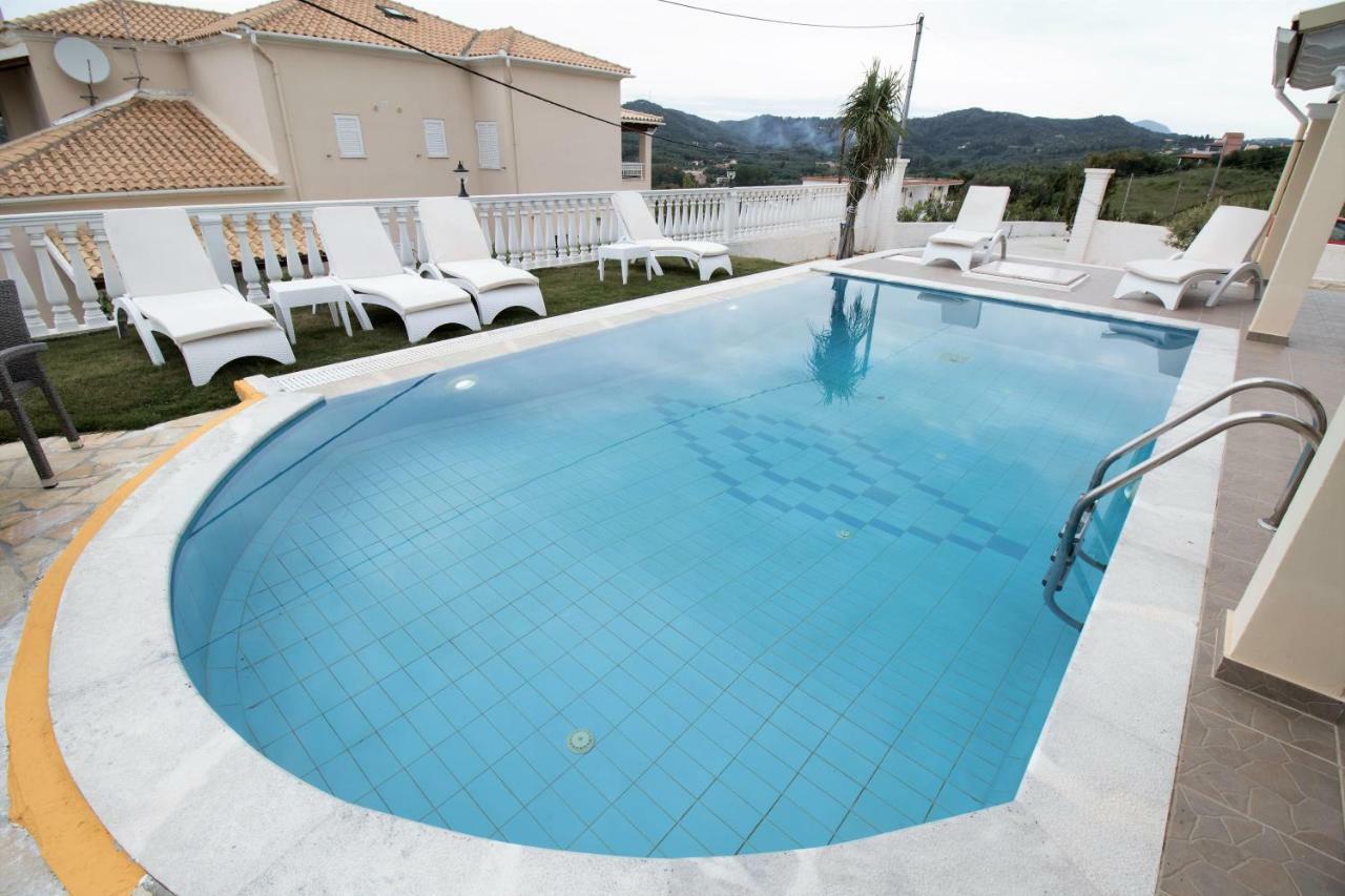 Villa De La Mer 에이지오스스테파노스 외부 사진